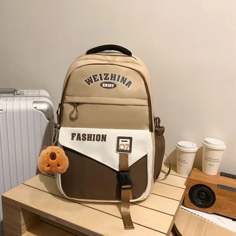 Funktionaler urbaner Schulrucksack
