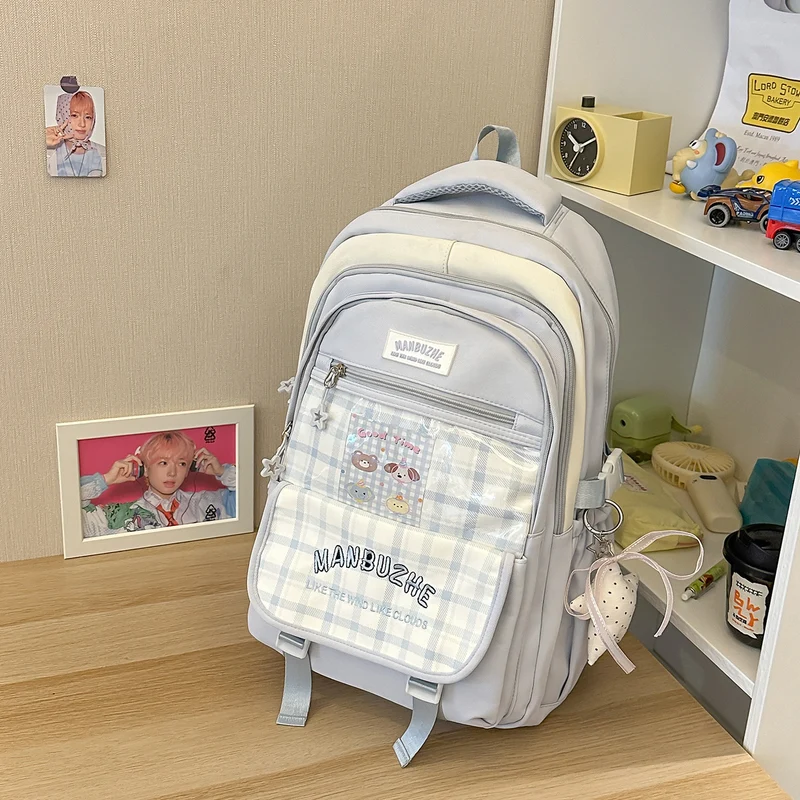 Lässiger Laptop-Schulrucksack mit vielen Fächern