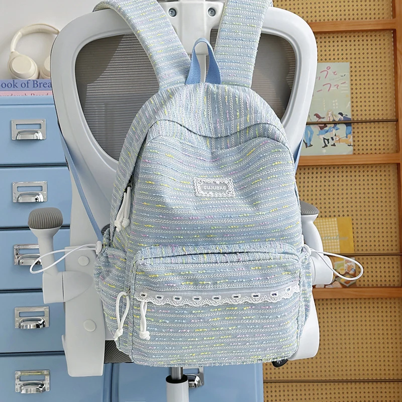 Lässiger Schulrucksack mit Textur