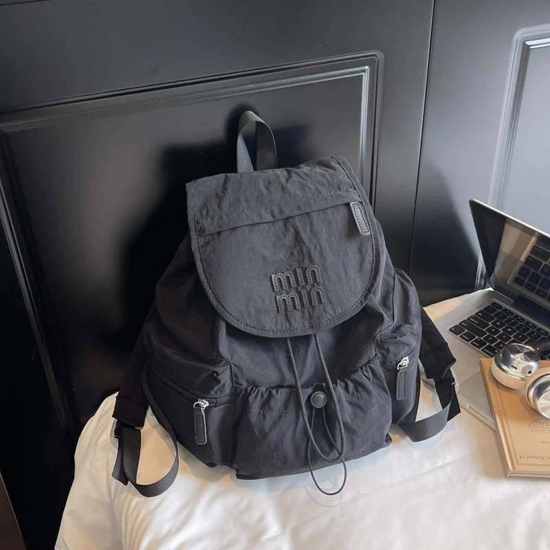 Leichter Abenteuer-Schulrucksack
