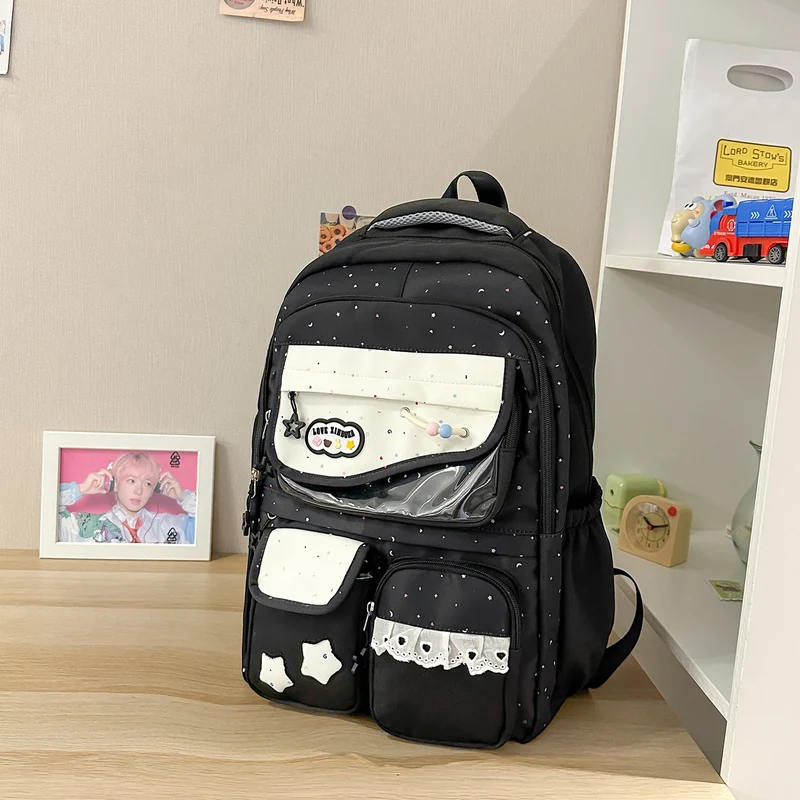 Niedlicher Schulrucksack mit Charakter-Motiv