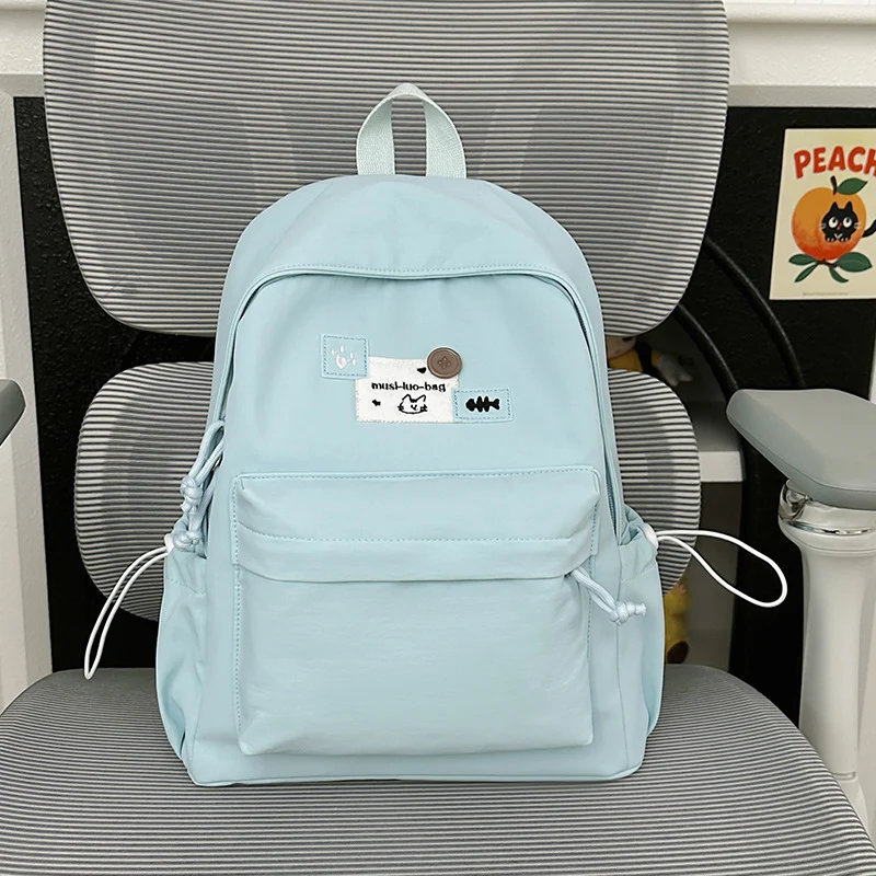 Niedlicher Schulrucksack mit Grafikdesign