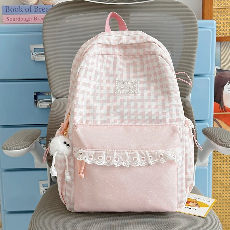 Süßer Schulrucksack mit Karomuster
