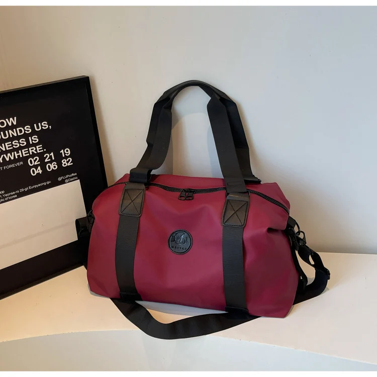 Sportliche Reisetasche aus hochwertigem Material und mit ergonomischem Tragesystem Skanto