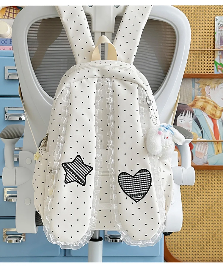 Schulrucksack für Mädchen mit verspielten Hasenohren und Tupfenmuster