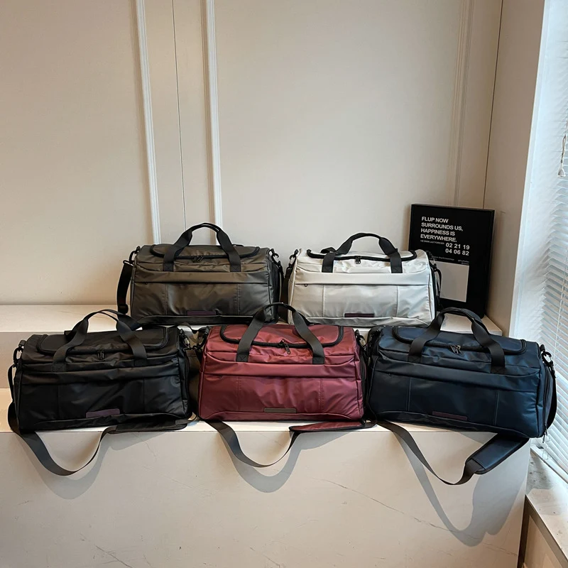 Sportliche Reisetasche mit vielseitigem Stauraum Skanto