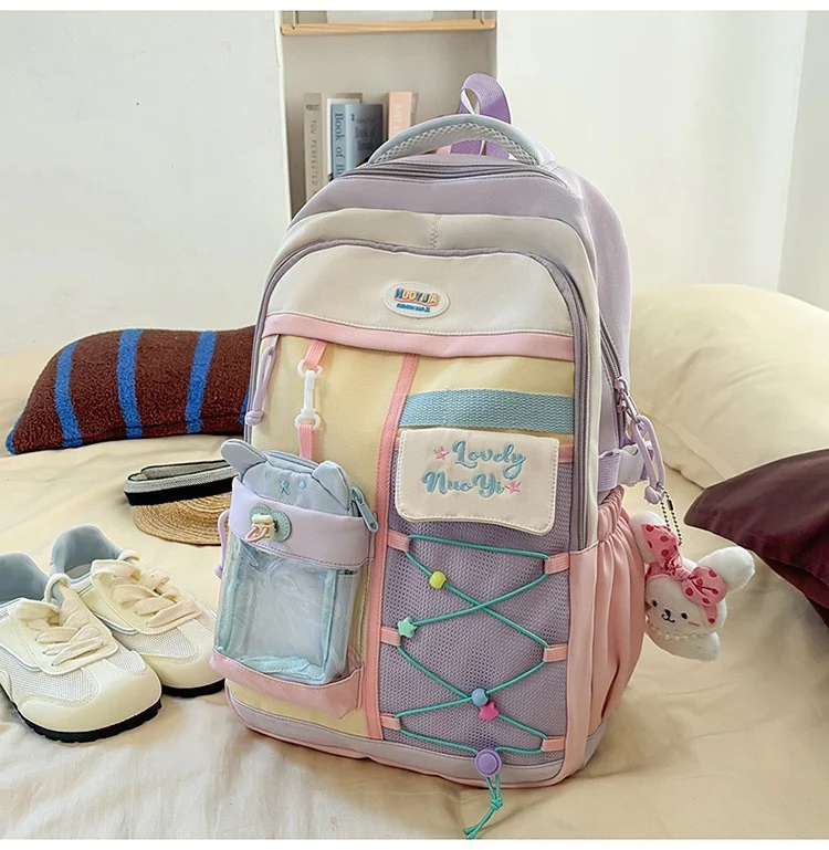 Schulrucksack mit Farbblock-Design und mehreren Taschen
