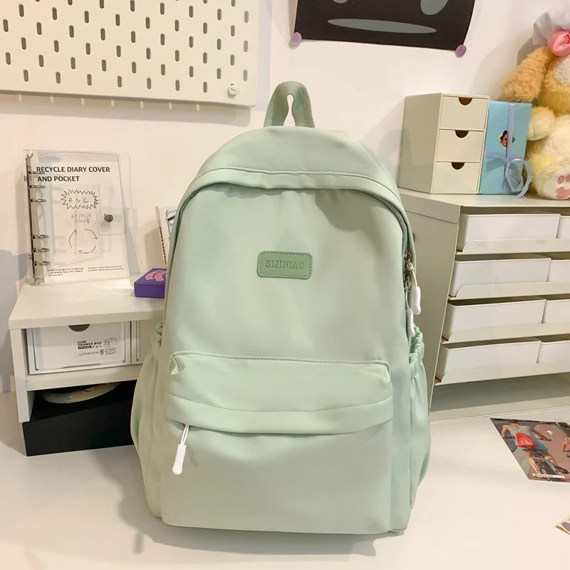 Niedlicher funktionaler Schulrucksack