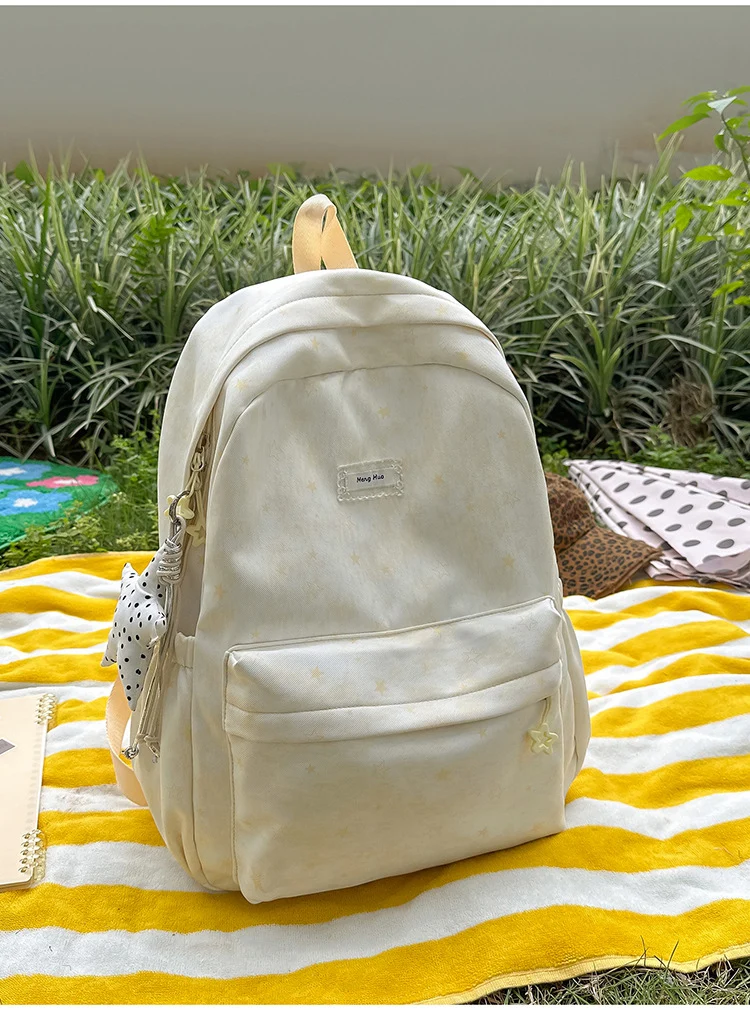 Vielseitige Schultasche mit Sternenprint