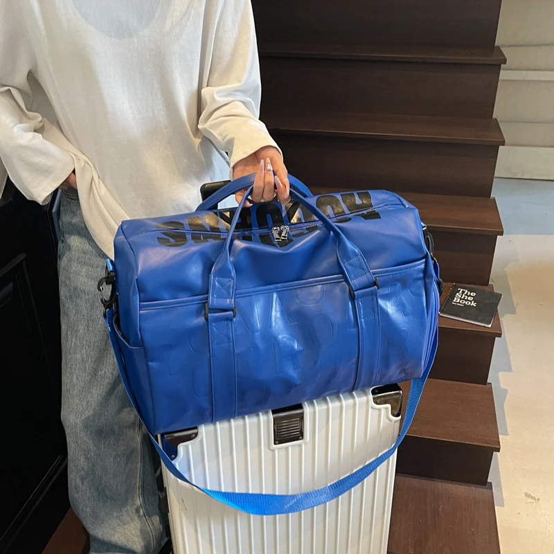 Sportliche Reisetasche mit verstärktem Boden Skanto