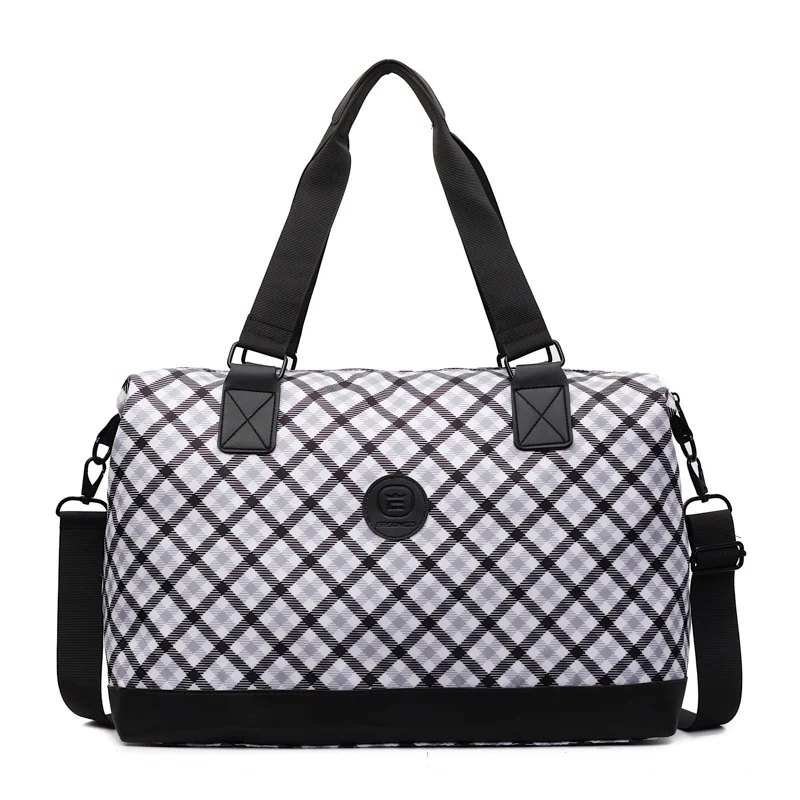 Sportliche Reisetasche mit strapazierfähiger Oberfläche Skanto