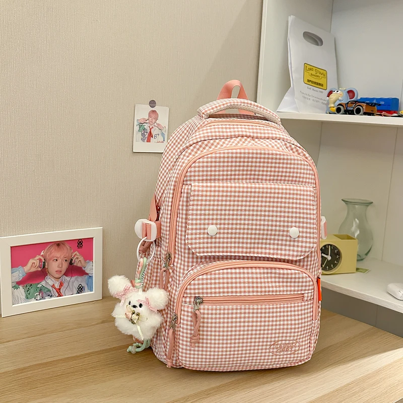 Multifunktionaler Schulrucksack mit Karomuster