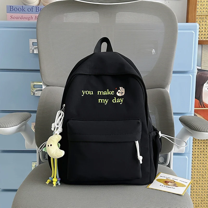 Niedlicher leichter Schulrucksack mit Cartoon-Motiv