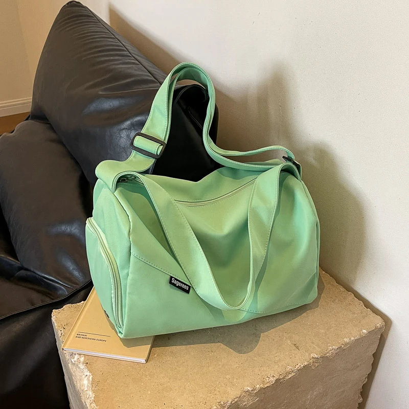 Trolleytasche mit verstellbarem Schultergurt und geräumigem Innenfach Skanto