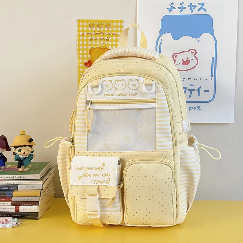 Niedlicher Schulrucksack im Charakter-Design