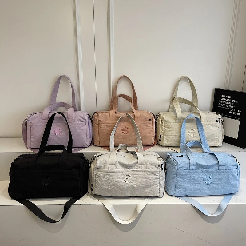 Sportliche Reisetasche mit praktischen Außentaschen Skanto