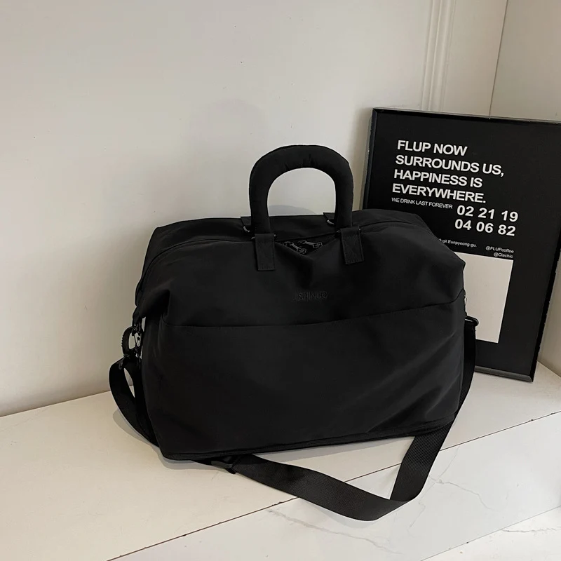 Robuste Reisetasche mit praktischen Fächern Skanto