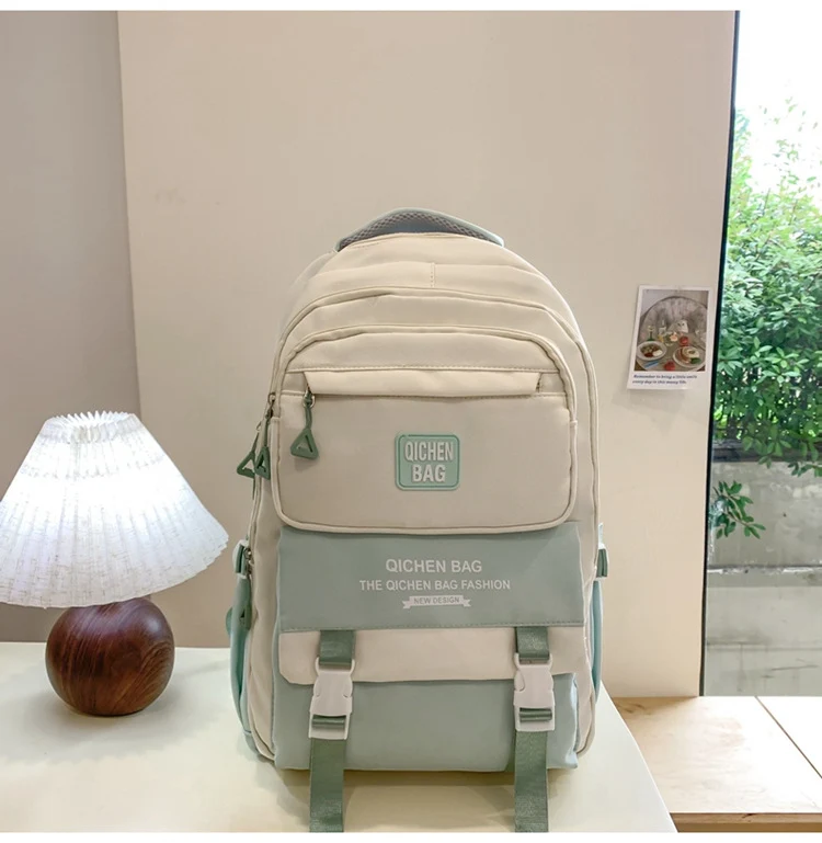 Stylischer Schulrucksack mit viel Stauraum