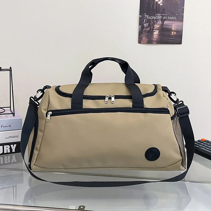 Multifunktionale Sport- und Reisetasche mit innovativem Fächersystem Skanto