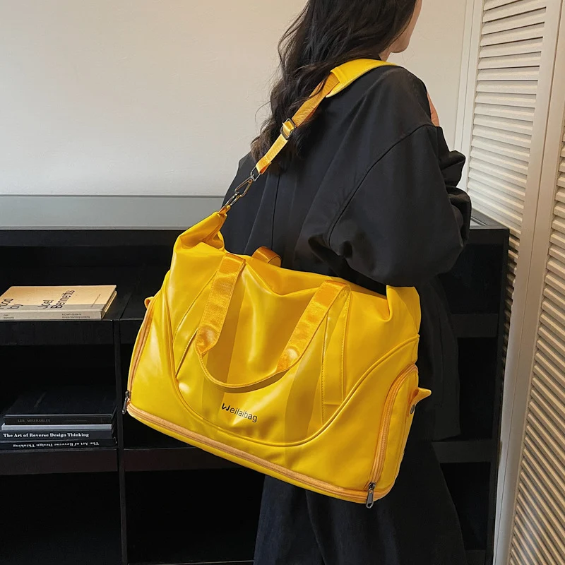 Stylische Sport- und Reisetasche Skanto