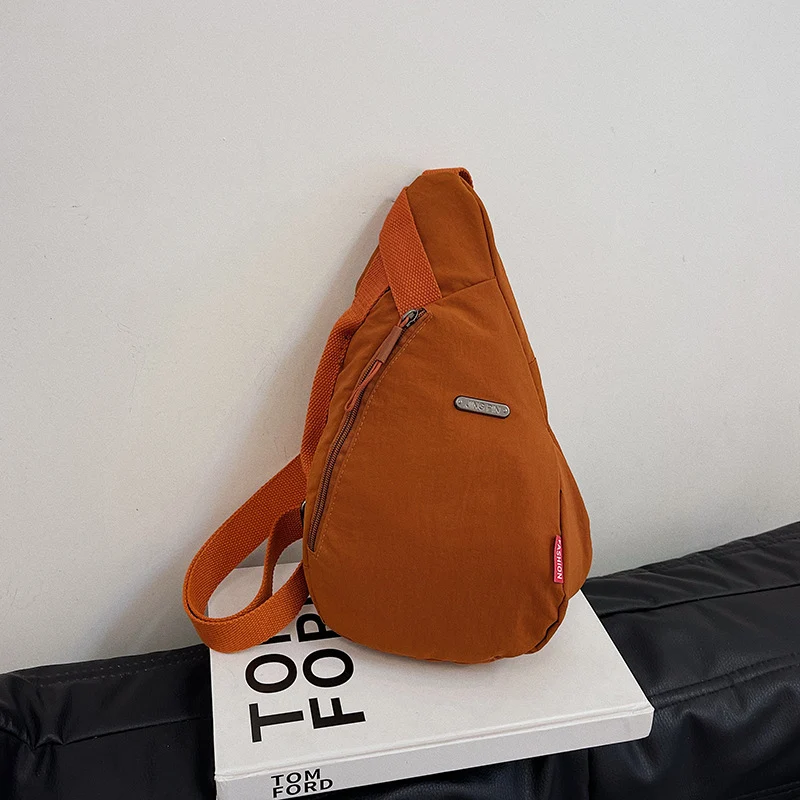Praktische Umhängetasche mit ergonomischem Design und vielseitigen Fächern Skanto
