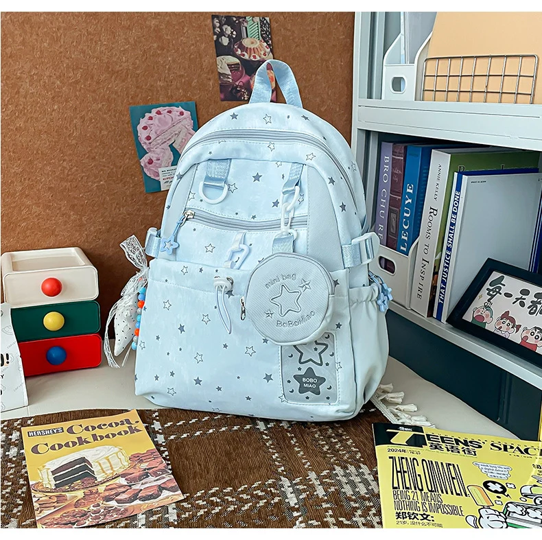 Schulrucksack mit Sternenmuster