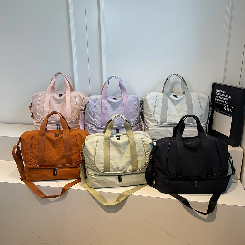 Sportliche Reisetasche mit innovativem Stauraum Skanto