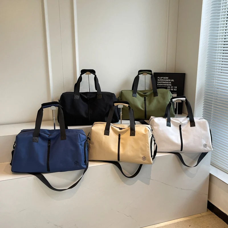 Sportliche Reisetasche mit innovativem Design und robustem Material Skanto