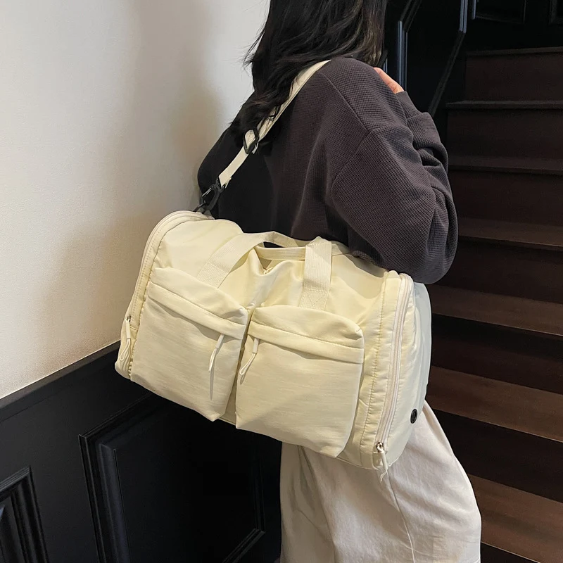 Multifunktionale Sport-Reisetasche mit erweiterbarem Design Skanto