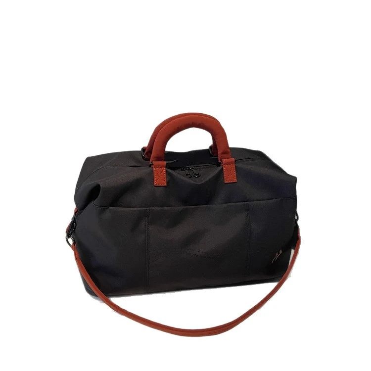 Elegante und geräumige Reisetasche mit robustem Design Skanto