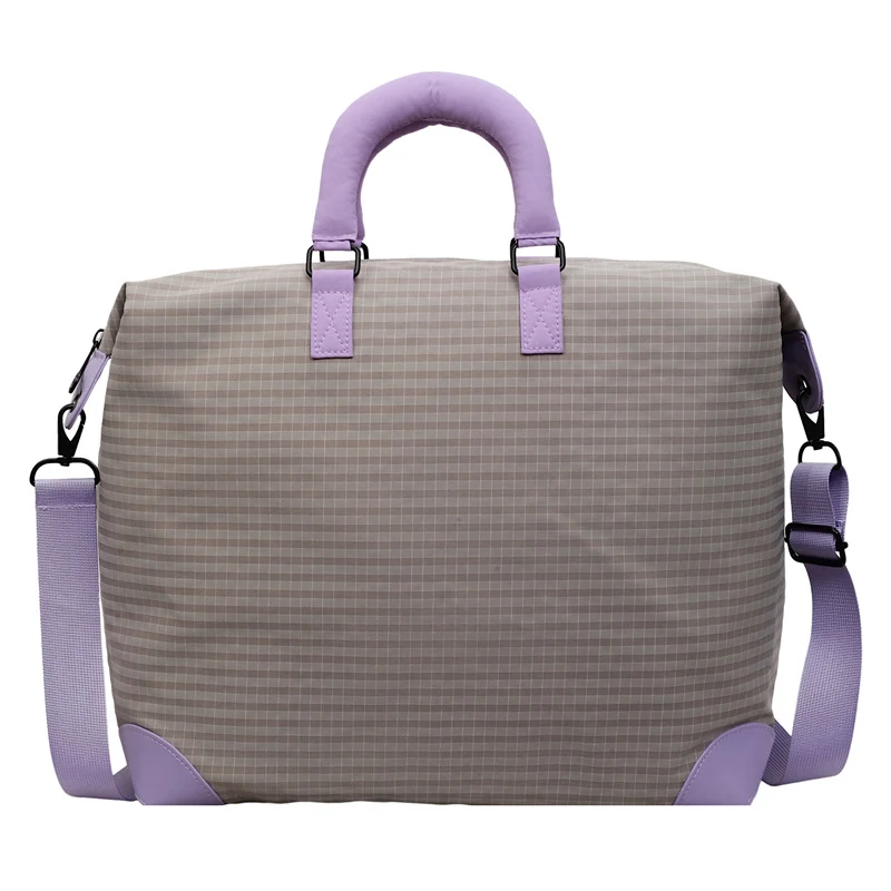 Moderne Reisetasche mit ergonomischem Schultergurt und strukturiertem Innenraum Skanto