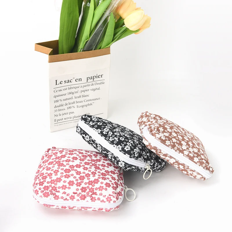 Kosmetik-Organizer mit floralem Design Skanto