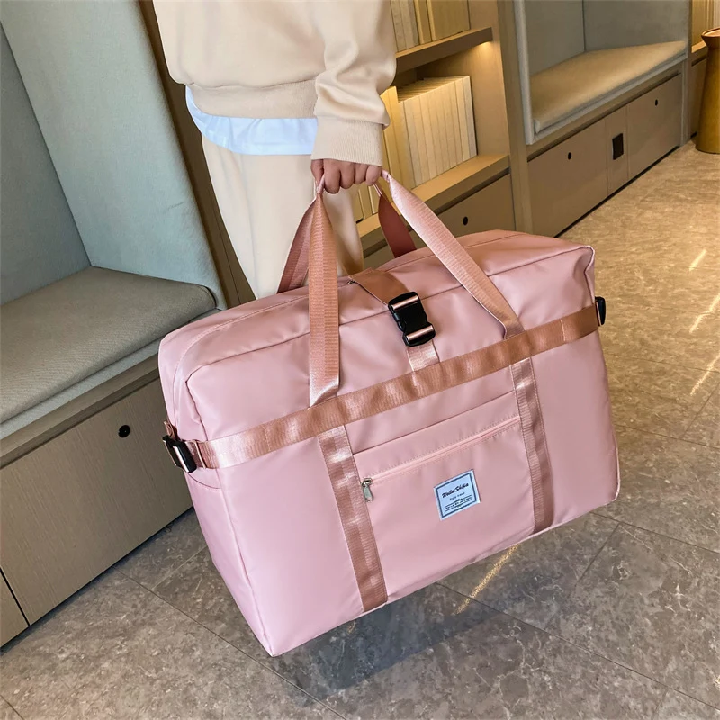 Große Sport-Reisetasche mit strapazierfähigem Außenmaterial und cleverer Fächeraufteilung Skanto