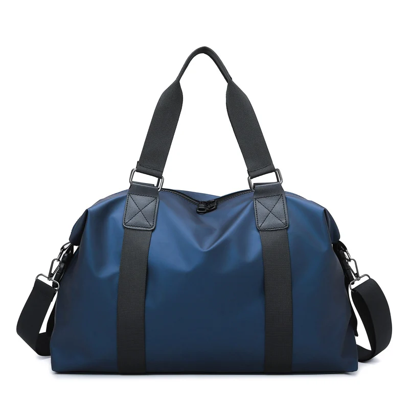 Sportliche Reisetasche aus wasserabweisendem Material und verstellbaren Griffen Skanto