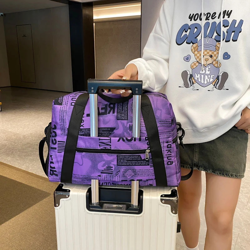 Sportliche Reisetasche mit verspieltem Elefantenmuster Skanto