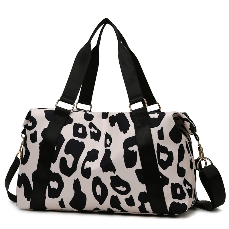 Sportliche Reisetasche mit modernem Leopardenmuster Skanto
