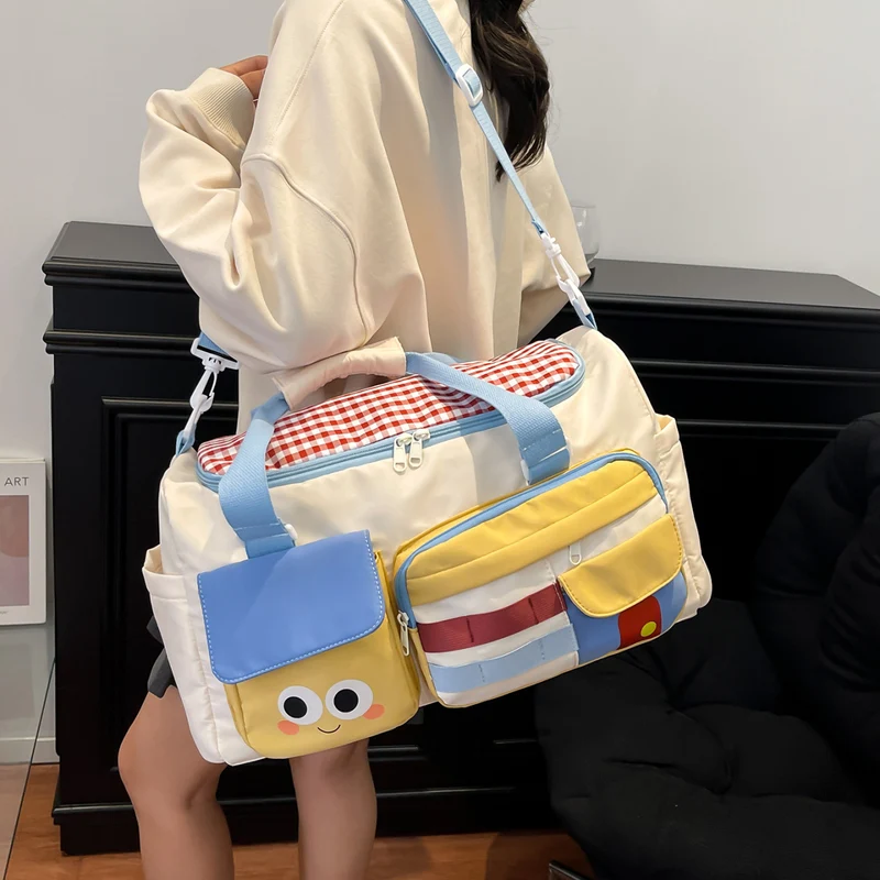 Sportliche Reisetasche mit mehreren Außentaschen Skanto