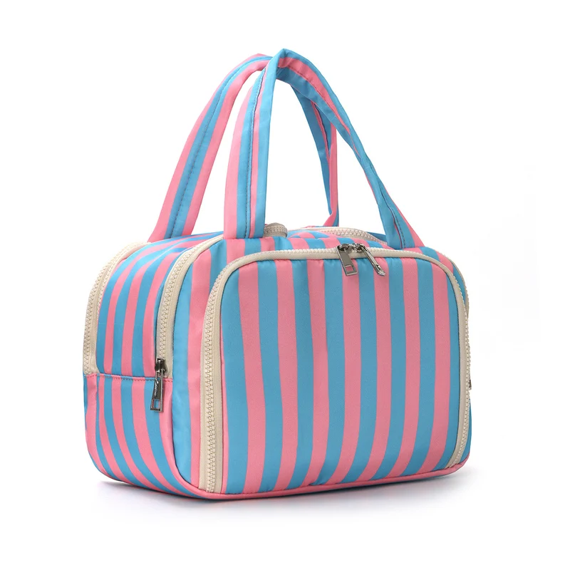 Kosmetiktasche mit stilvollem Streifenmuster Skanto
