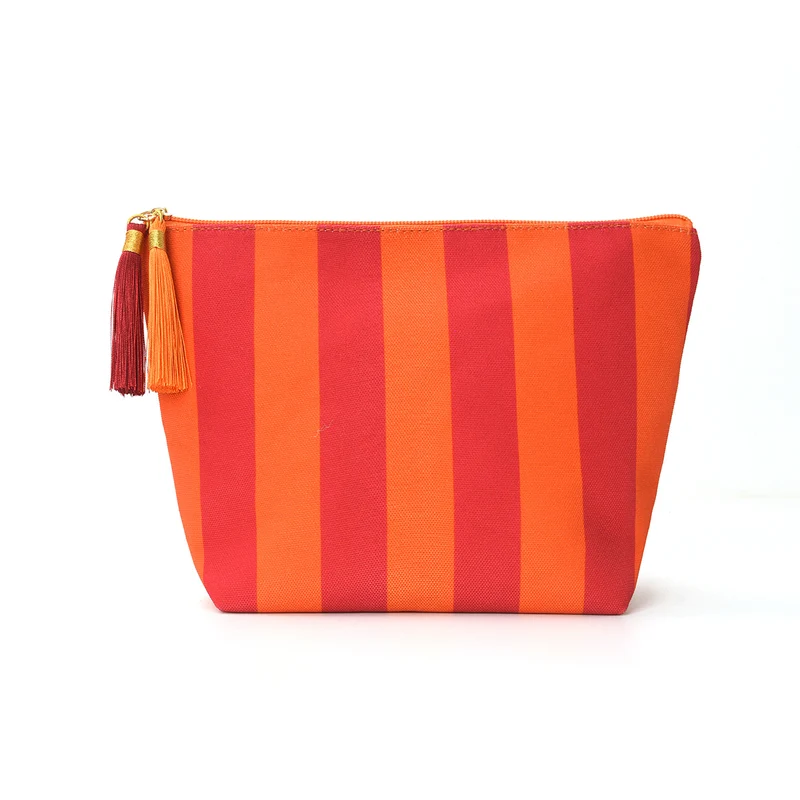 Kosmetiktasche mit raffinierten Streifen Skanto