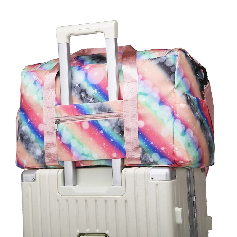 Sportliche Reisetasche mit herausnehmbaren Fächern und robustem Design Skanto