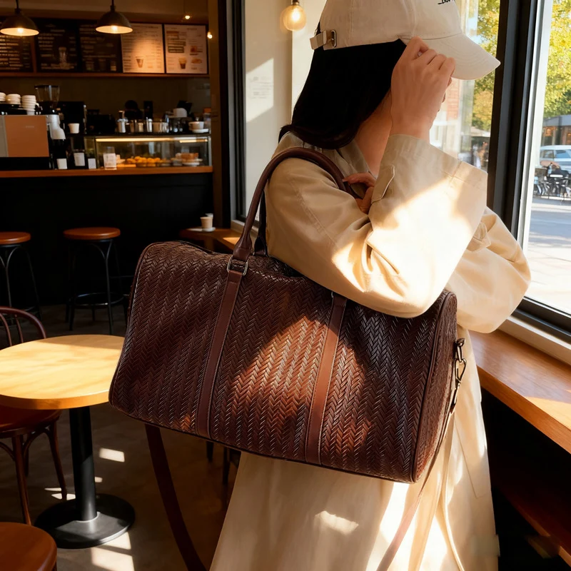Sportliche Reisetasche im modernen Korbflecht-Design Skanto