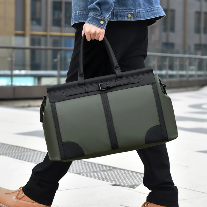 Robuste Sport- und Reisetasche mit praktischen Fächern Skanto