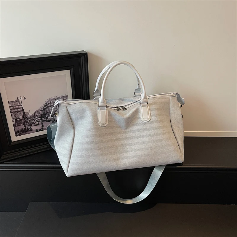 Reisetasche mit multifunktionalen Fächern und elegantem Design Skanto