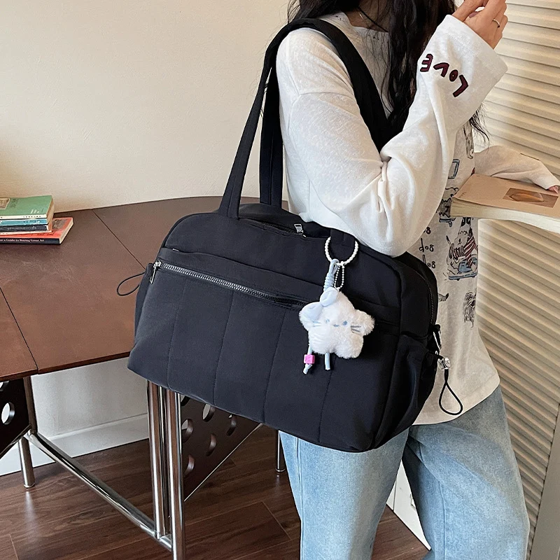 Stilvolle Handtasche Skanto