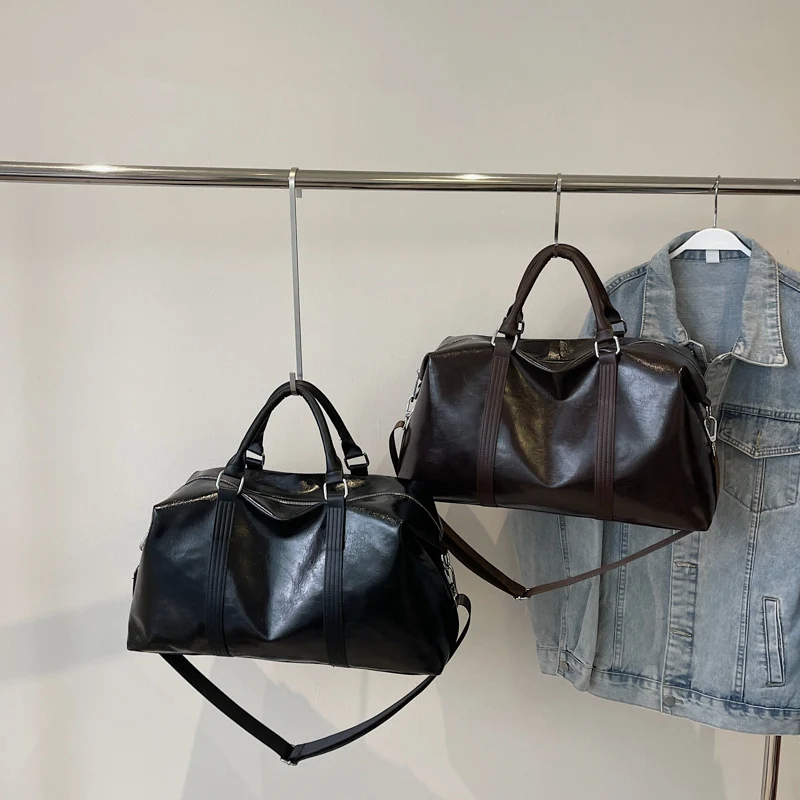 Elegante Reisetasche aus hochwertigem Kunstleder Skanto