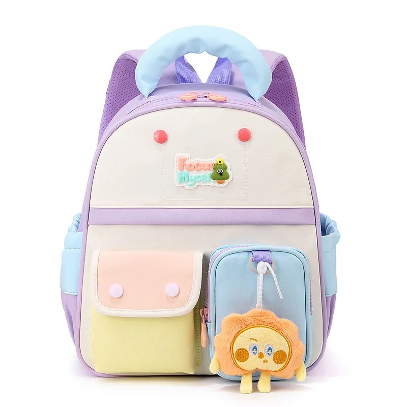 Stilvoller Schulrucksack Skanto mit vielen Taschen