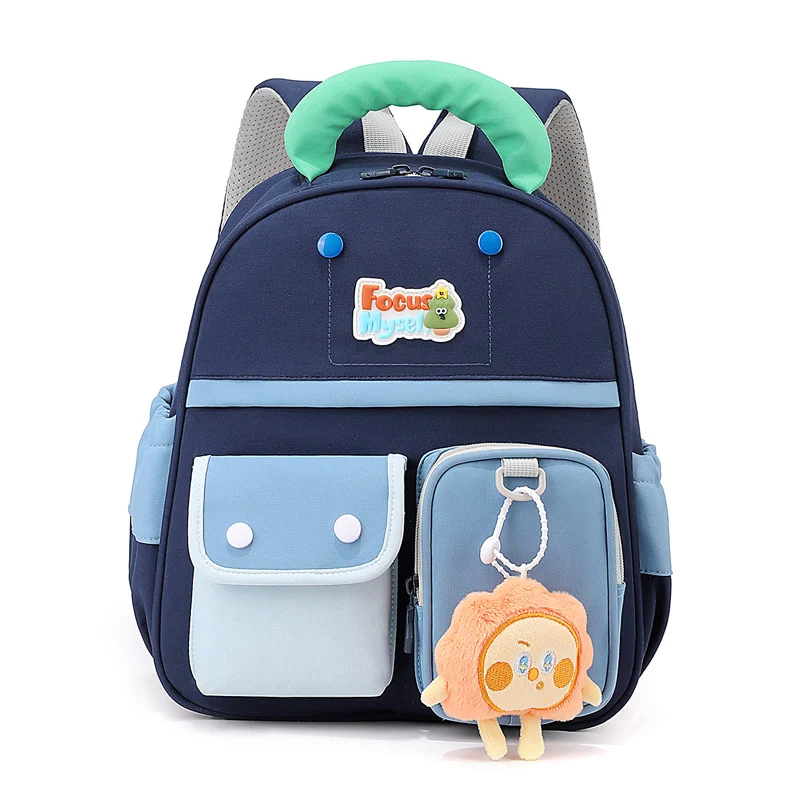 Stilvoller Schulrucksack Skanto mit vielen Taschen