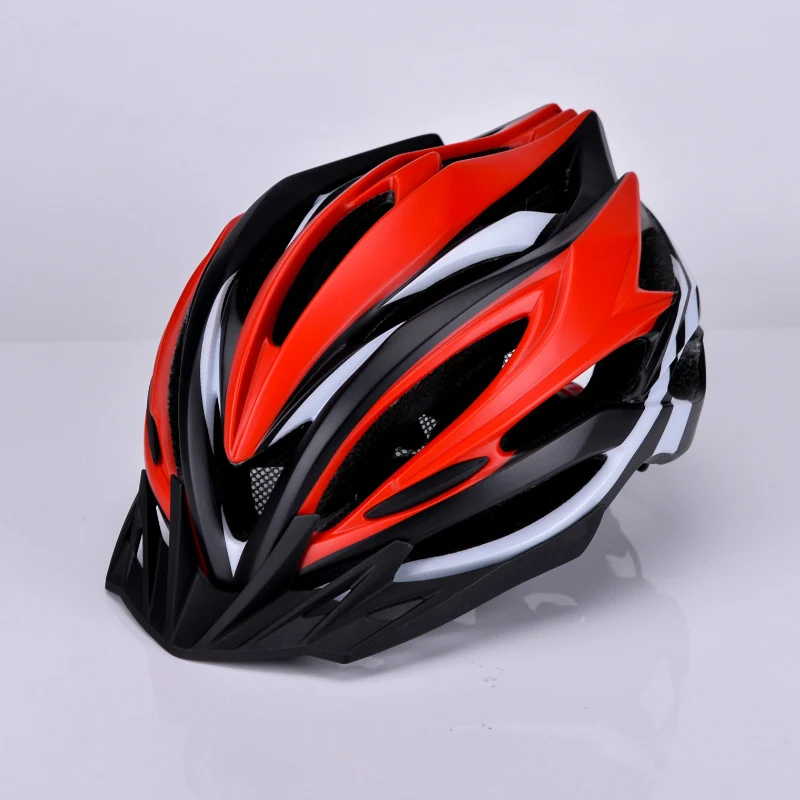 Aerodynamischer belüfteter Fahrradhelm Skanto