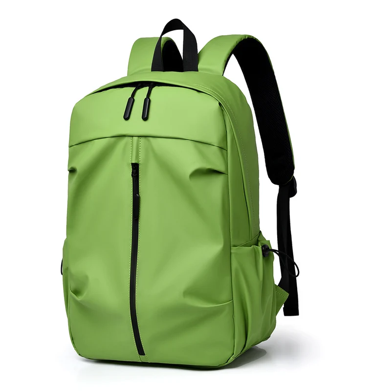 Urbaner und multifunktionaler Rucksack mit dauerhaft wasserabweisender Beschichtung Skanto