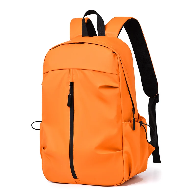 Urbaner und multifunktionaler Rucksack mit dauerhaft wasserabweisender Beschichtung Skanto
